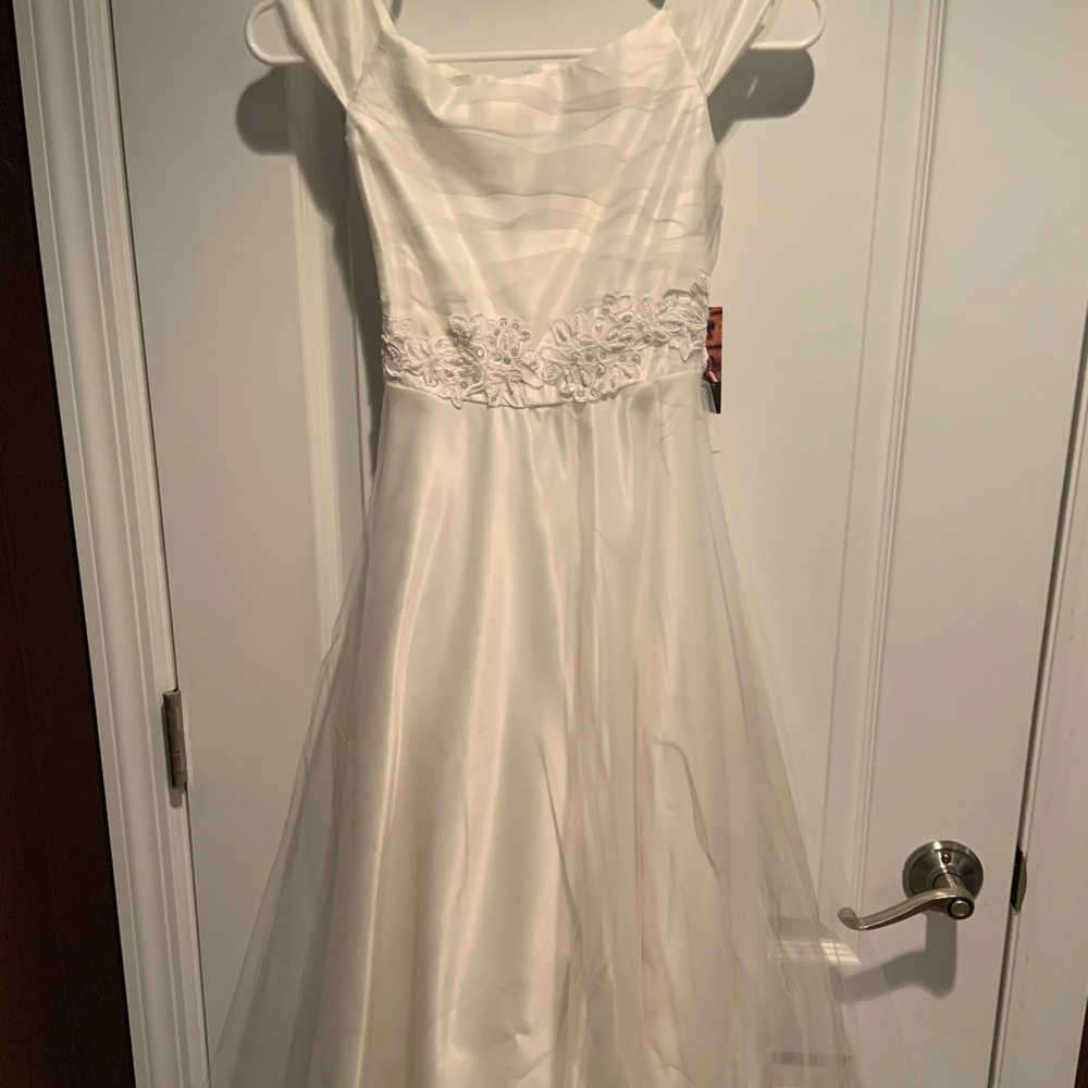 REDUCED Dimples girls communion dress NWT size 10